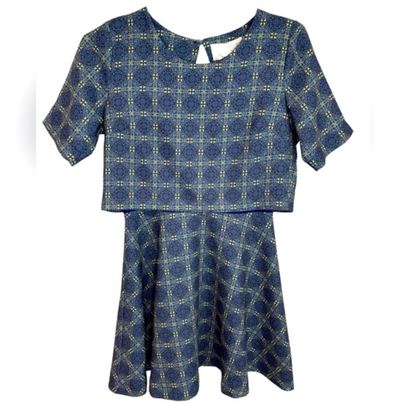 J.O.A. Dresses & Skirts - NWT JOA Stylish Retro Blue and Yellow Short Sleeve Layered Dress, Size M